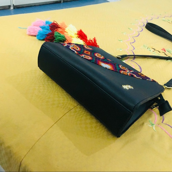 Global desi sling bag ethnic wear - Picture 11 of 16